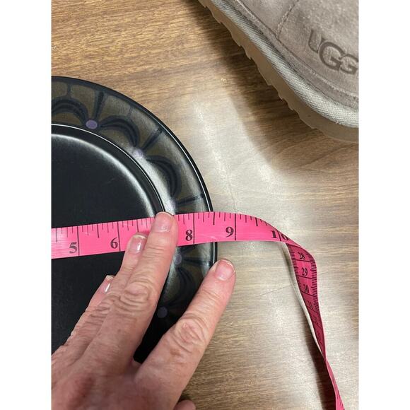 Vintage Franciscan Earthenware Salad Plates – 8-Inch, Elegant Design
Zanzibar - Picture 2 of 2